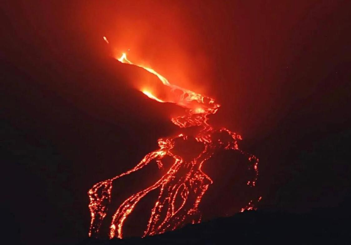 Etna City Home Accogliente Nel Cuore Di كاتانيا المظهر الخارجي الصورة